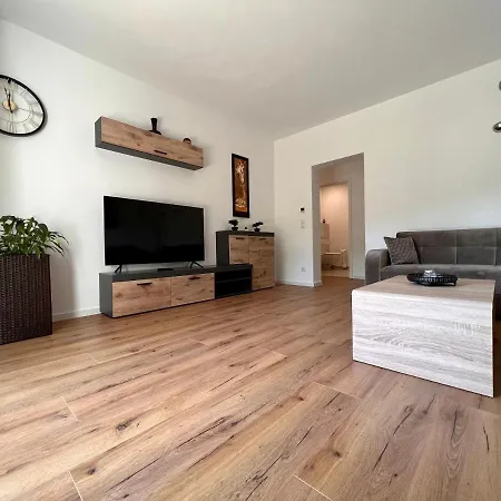 Idyllische Mit Balkon & Ausblick *